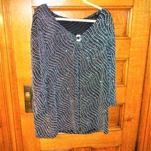 Luxurious ~~~ PENNINGTON ~~~ TOP / Glittery Broach in Center XXXL